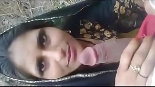 Indian desi aunty sucking young boy huge cock